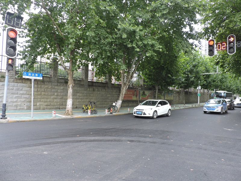 武漢市洪山區(qū)亮點片區(qū)道路維修——洪達(dá)巷